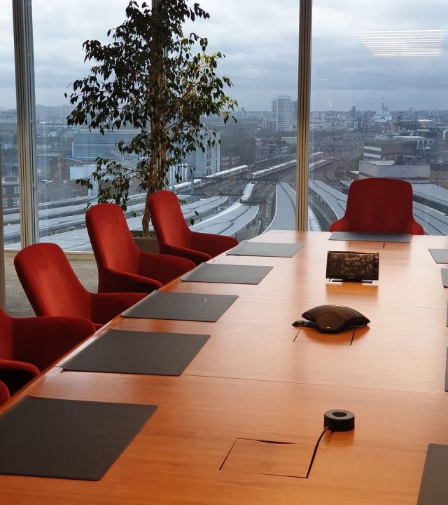 boardroom-5453288_1280 (1)